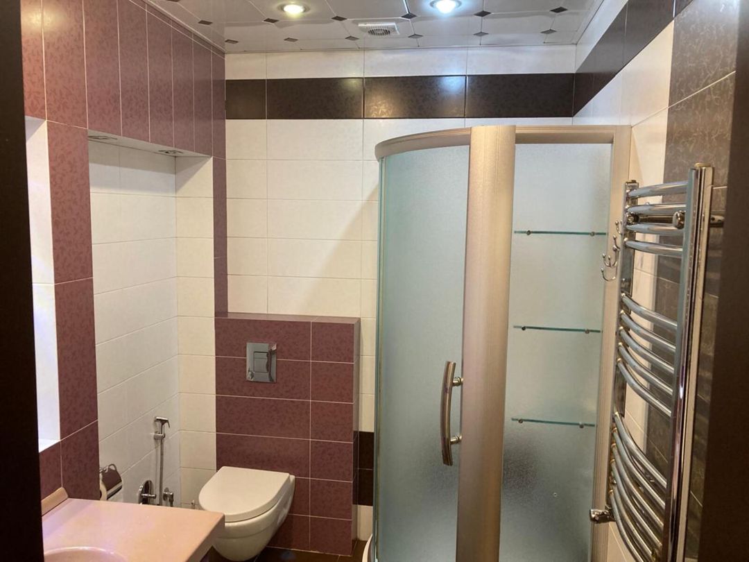 İcarəyə verilir 3 otaqlı yeni tikili 135 m² — Mənzil, Bakı (8)
