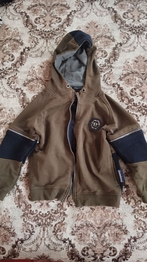 Uşaq üçün Philipp Plein kapüşonlu svitşot/kurtka Əla vəziyyətdə — Digah