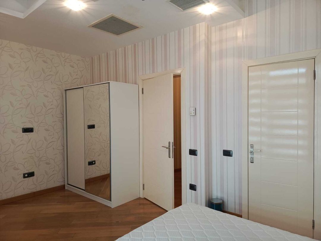 İcarəyə verilir 3 otaqlı yeni tikili 148 m² — Mənzil, Bakı (11)