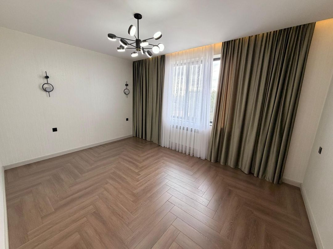 Satılır 5 otaqlı həyət evi/bağ evi 250 m² — Ev, villa, Bakı (7)