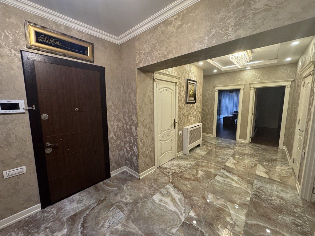 İcarəyə verilir 4 otaqlı yeni tikili 181 m² — Mənzil, Bakı (7)
