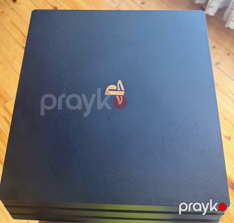 PlayStation 4 Pro oyun konsolu - Model: PS4 Pro (CUH seriyası – arxa