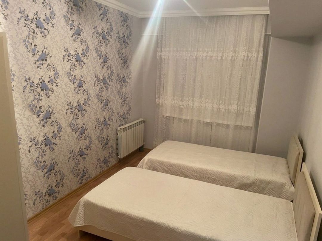 İcarəyə verilir 2 otaqlı köhnə tikili 80 m² — Mənzil, Bakı (2)