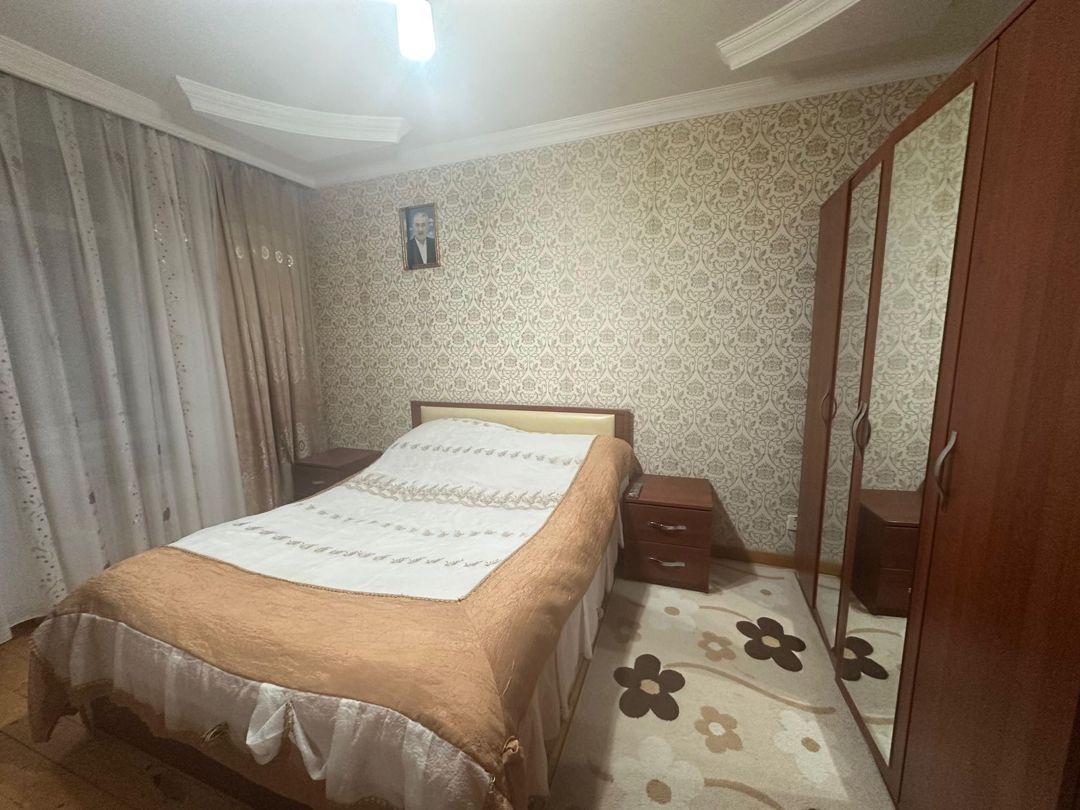 Satılır 4 otaqlı köhnə tikili 100 m² — Mənzil, Bakı (9)