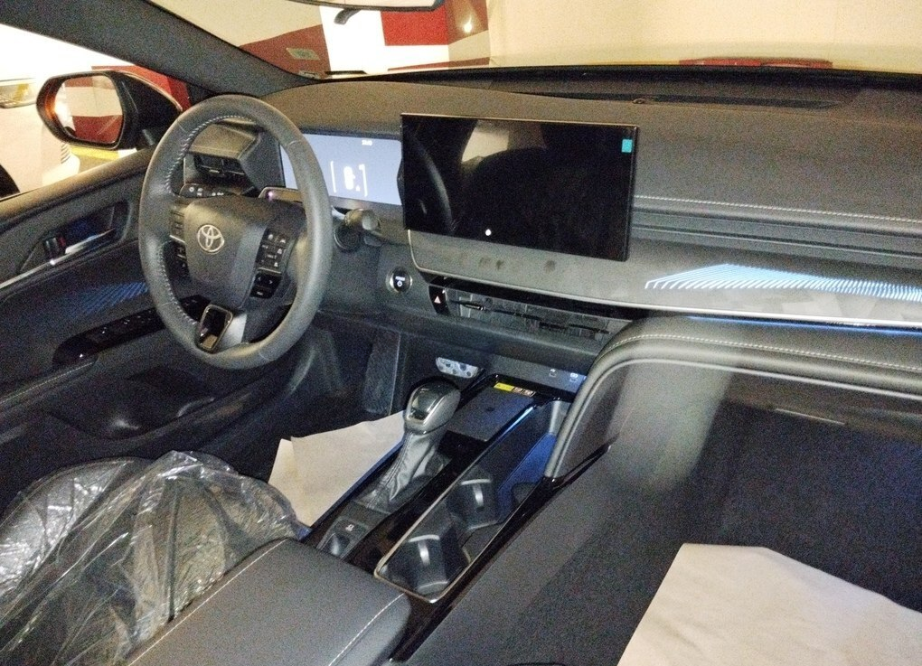 Toyota Camry, 2026 il, 0 km — Avtomobillər, Bakı (8)