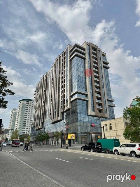 Satılır 4 otaqlı yeni tikili 200 m²