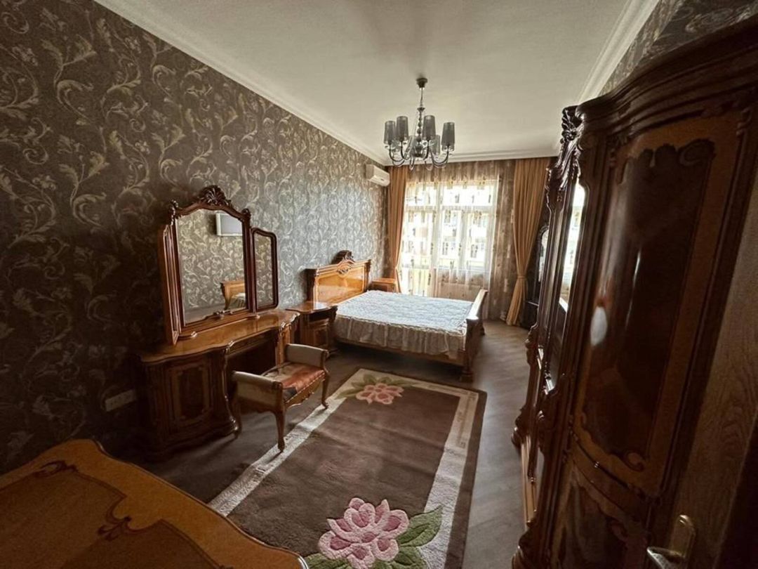 İcarəyə verilir 4 otaqlı yeni tikili 227 m² — Mənzil, Bakı (6)