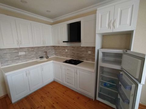 İcarəyə verilir 3 otaqlı yeni tikili 70 m² — Bakı