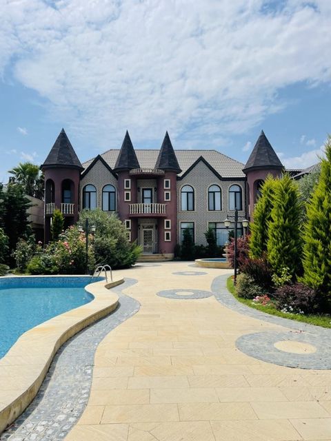 İcarəyə verilir 5 otaqlı həyət evi/bağ evi 390 m² — Bakı