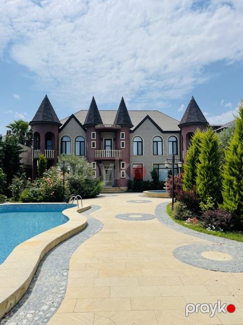 İcarəyə verilir 5 otaqlı həyət evi/bağ evi 390 m²