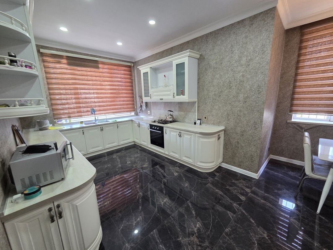 Satılır 6 otaqlı həyət evi/bağ evi 280 m² — Ev, villa, Bakı (4)