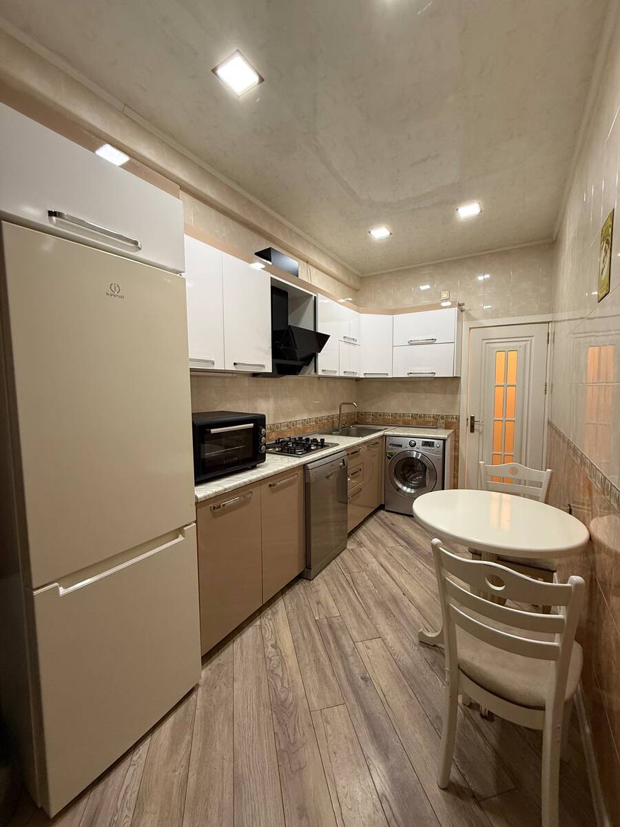 İcarəyə verilir 2 otaqlı yeni tikili 60 m² — Mənzil, Bakı (10)