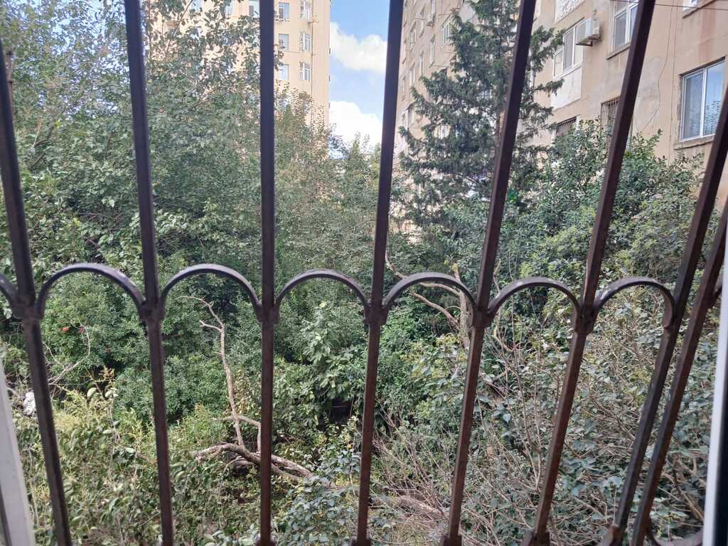 Satılır 2 otaqlı köhnə tikili 45 m² — Mənzil, Bakı (7)