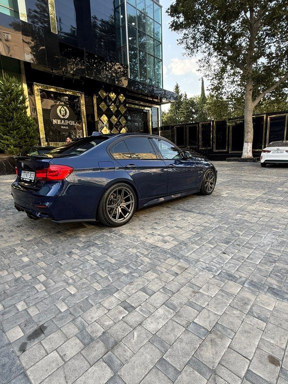 BMW 330, 2.0 L, 2016 il, 197 000 km — Avtomobillər, Bakı (5)