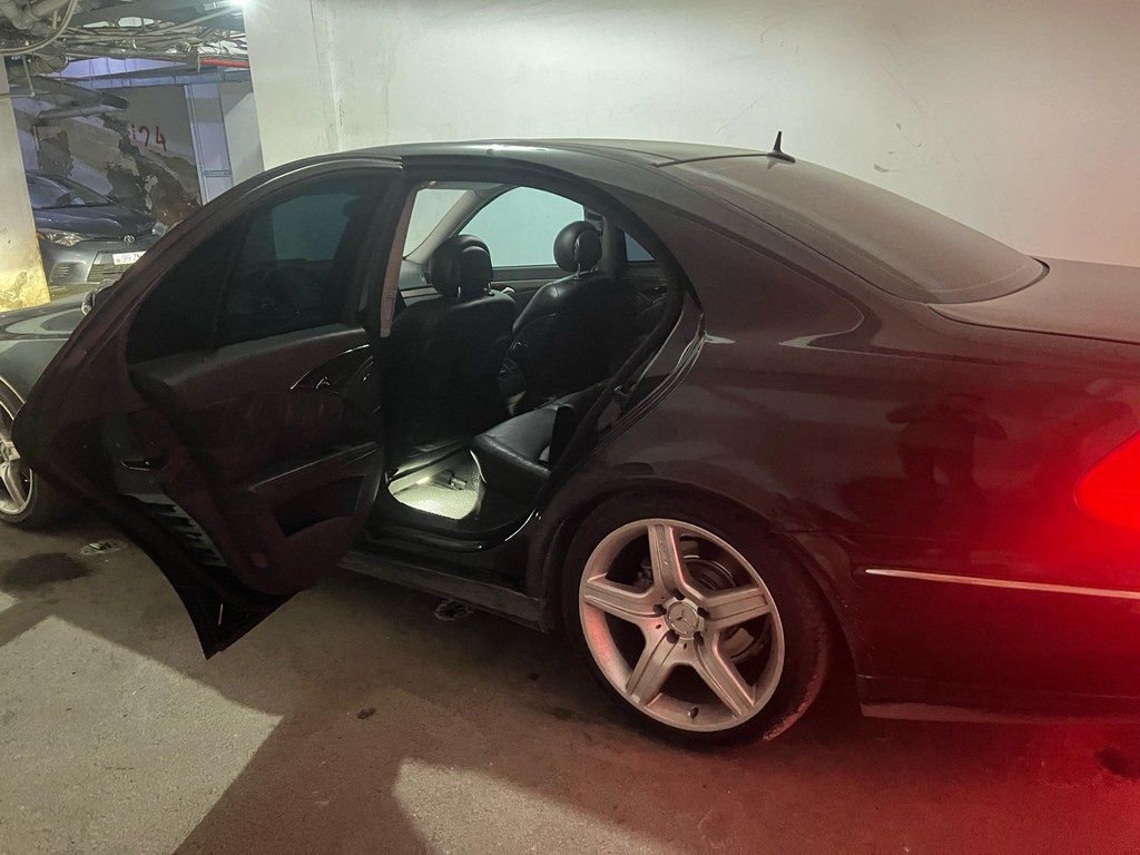 Mercedes E 320, 3.2 L, 2002 il, 265 000 km — Avtomobillər, Şəki (3)