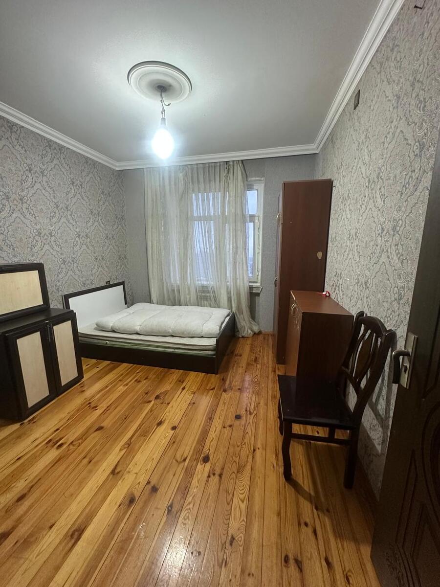 Satılır 2 otaqlı köhnə tikili 60 m² — Mənzil, Bakı (7)
