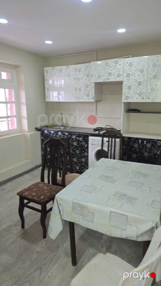 İcarəyə verilir 2 otaqlı köhnə tikili 95 m² — Mənzil, Bakı (8)