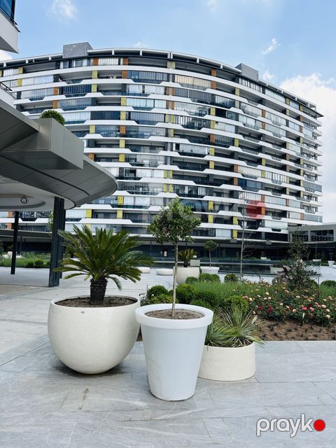 Satılır 3 otaqlı yeni tikili 90 m² — Bakı