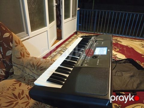 Barter var. 700 azn və Sd Pa 50. Sempler olsun. Setqasında əl izi var — Digah