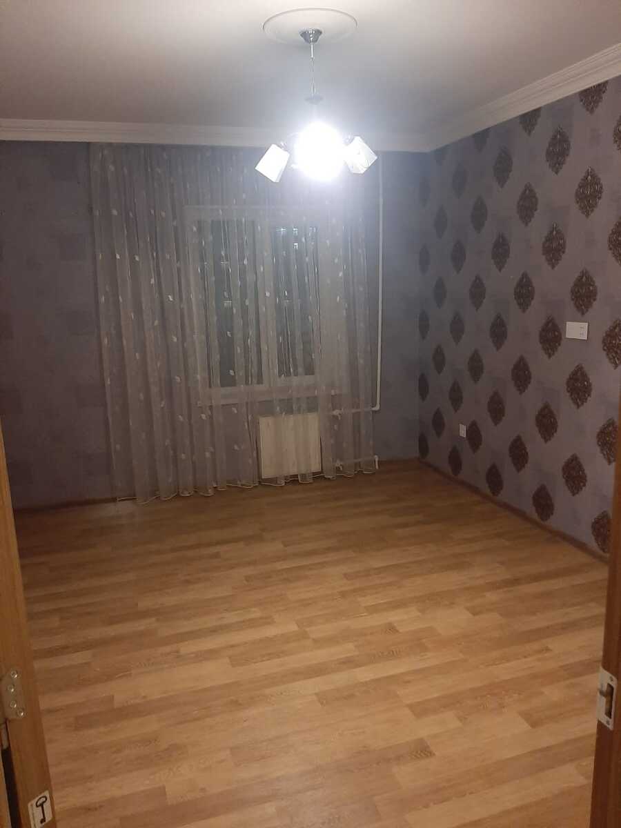 Satılır 4 otaqlı köhnə tikili 100 m² — Mənzil, Bakı (5)
