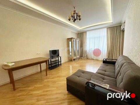 İcarəyə verilir 3 otaqlı yeni tikili 130 m²