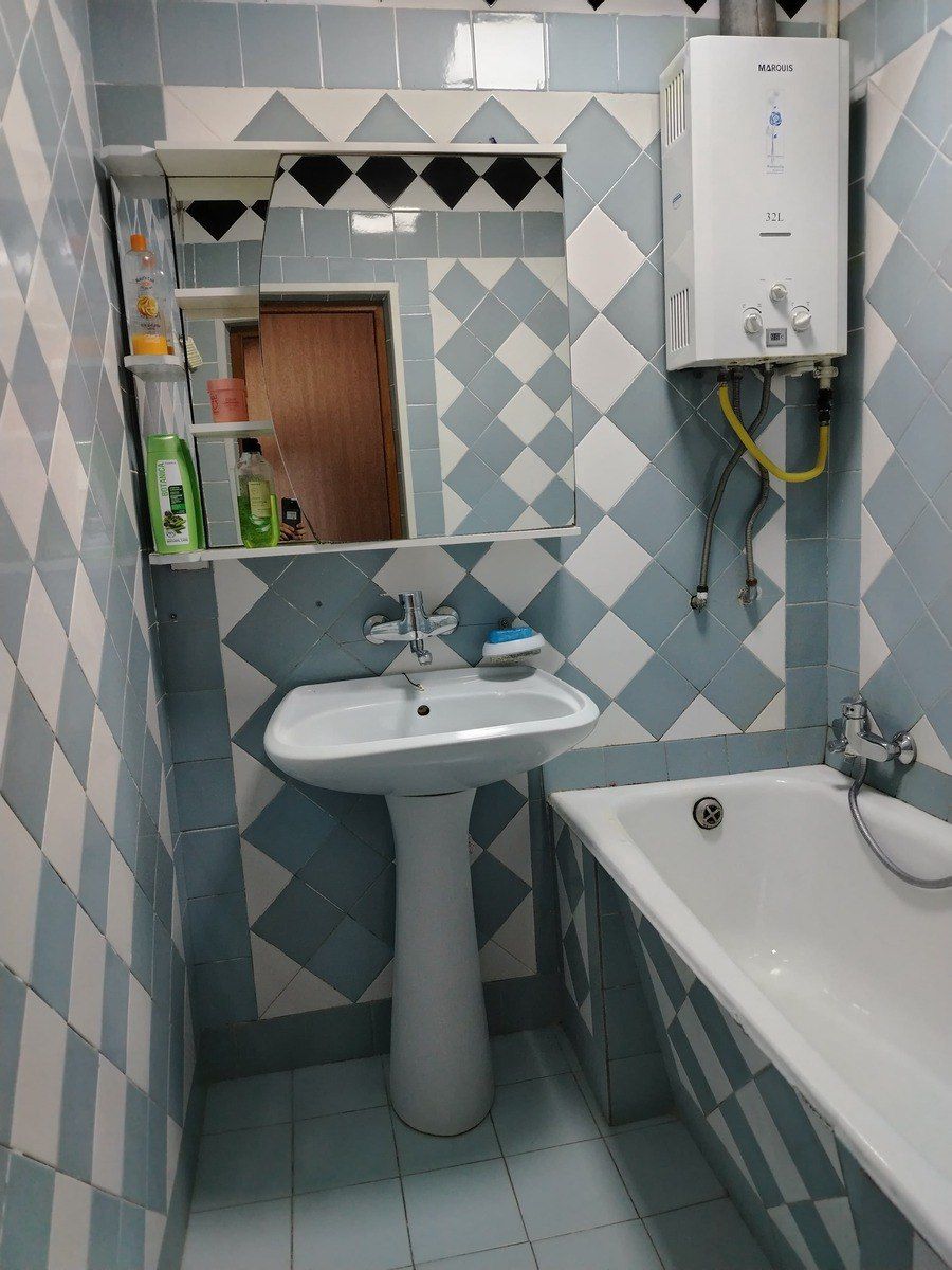 Satılır 4 otaqlı köhnə tikili 80 m² — Mənzil, Bakı (8)