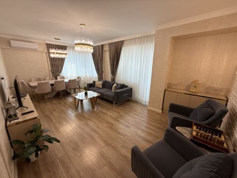 Satılır 4 otaqlı yeni tikili 165 m² — Bakı