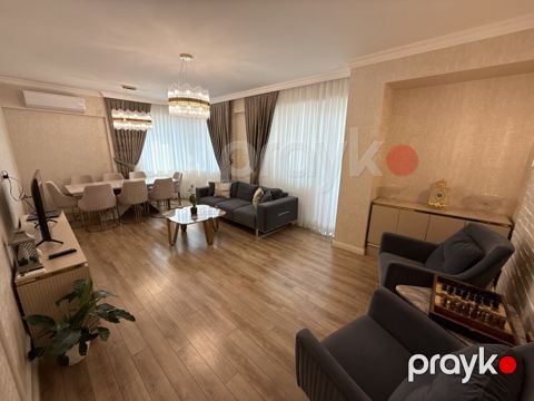 Satılır 4 otaqlı yeni tikili 165 m²