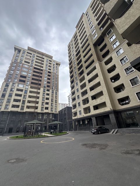 Satılır 3 otaqlı yeni tikili 101 m² — Bakı