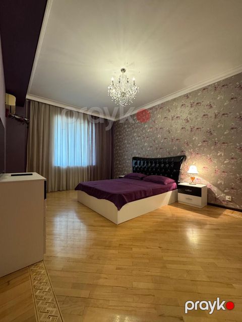 İcarəyə verilir 3 otaqlı yeni tikili 150 m²