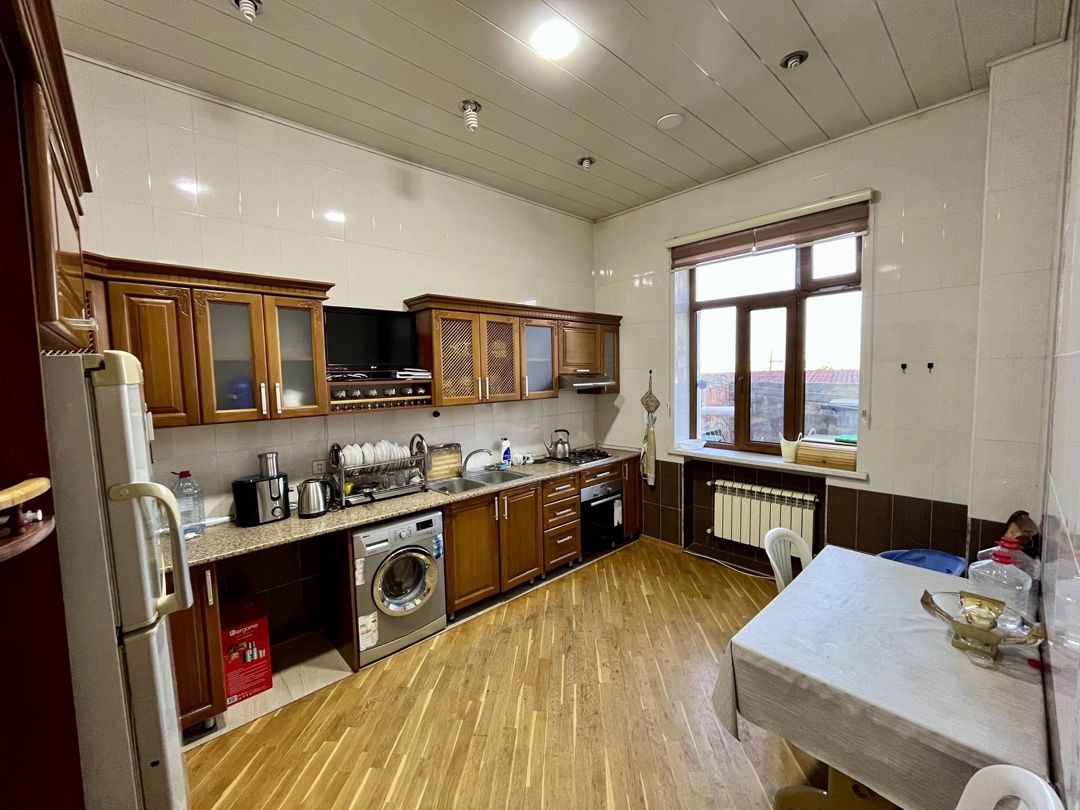 Satılır 12 otaqlı həyət evi/bağ evi 36 m² — Ev, villa, Bakı (6)