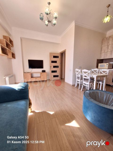 İcarəyə verilir 3 otaqlı yeni tikili 122 m²