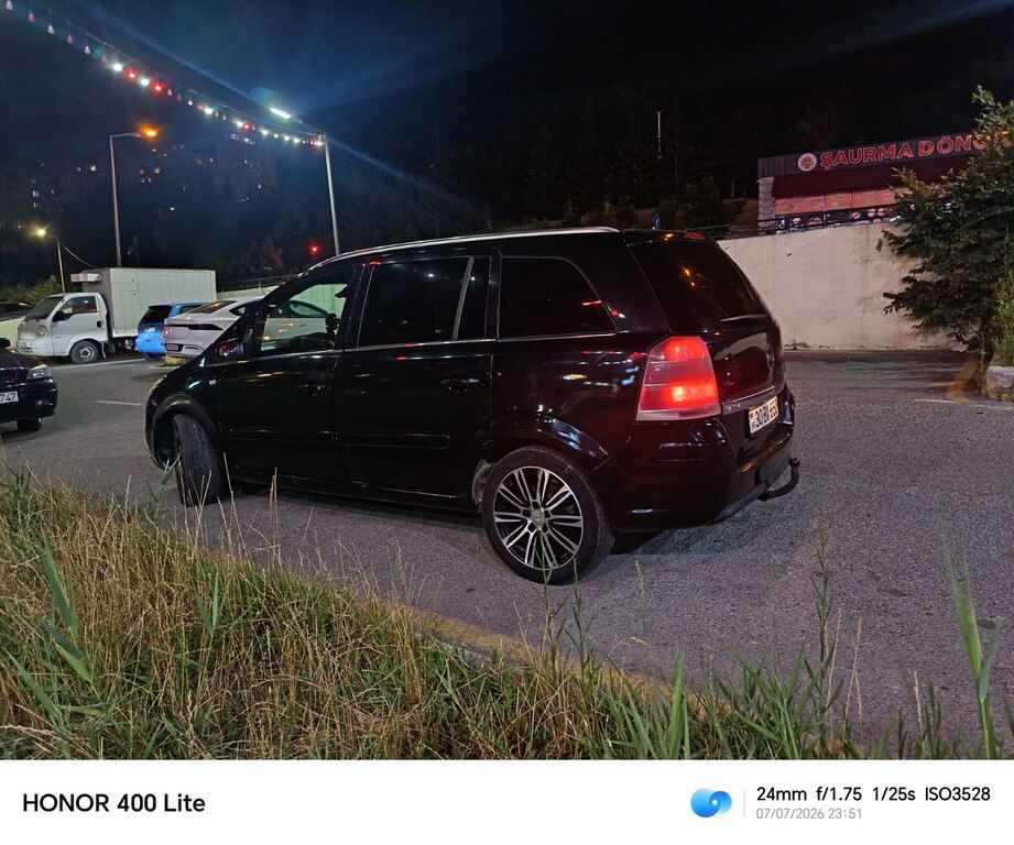 Opel Zafira, 1.9 L, 2007 il, 40 000 km — Avtomobillər, Bakı (3)