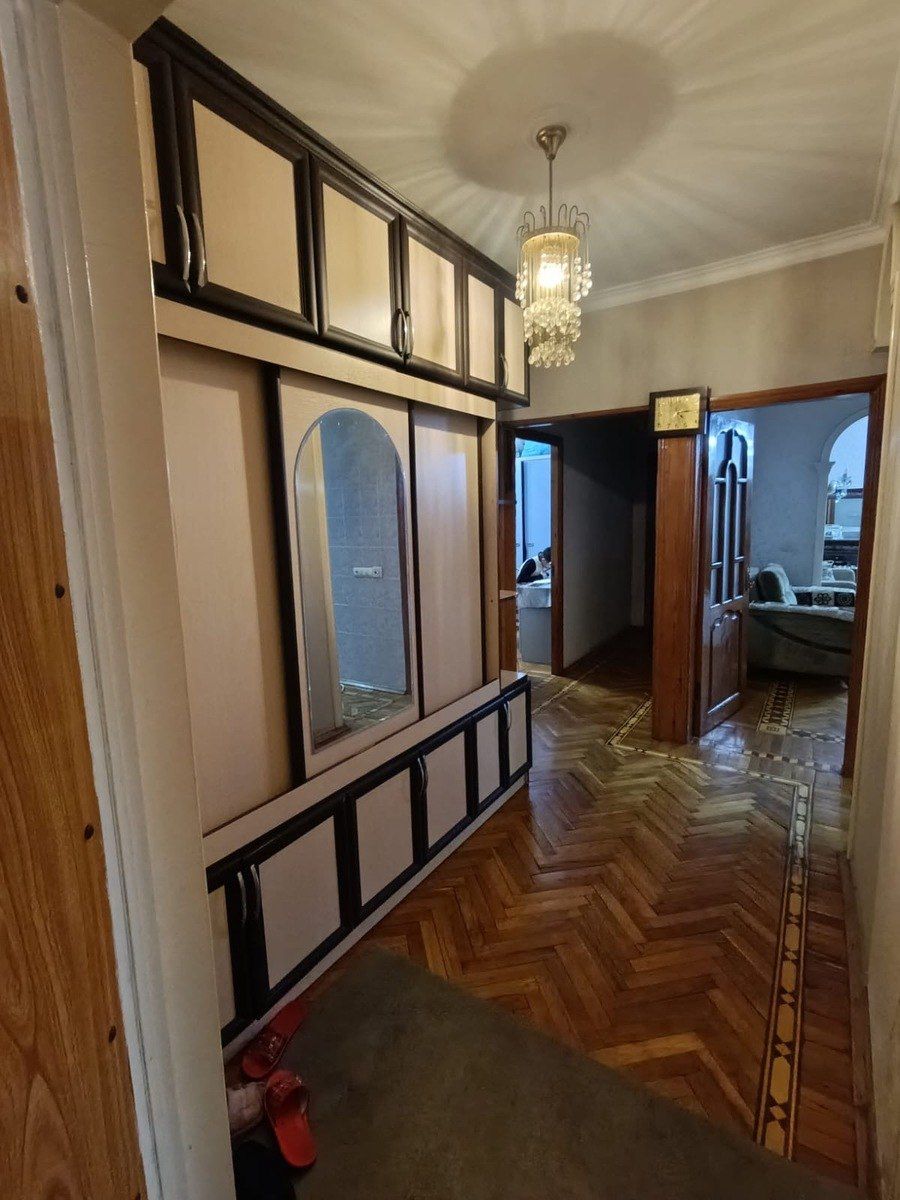 Satılır 5 otaqlı köhnə tikili 120 m² — Mənzil, Bakı (10)