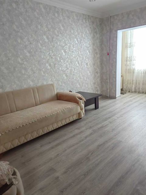 Satılır 3 otaqlı köhnə tikili 80 m² — Bakı