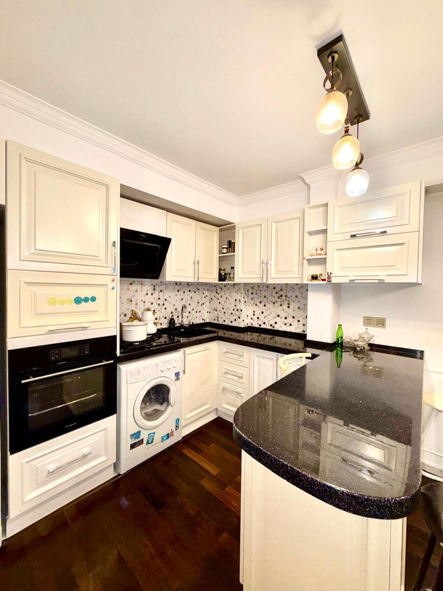 Satılır 2 otaqlı köhnə tikili 50 m² — Mənzil, Bakı (5)