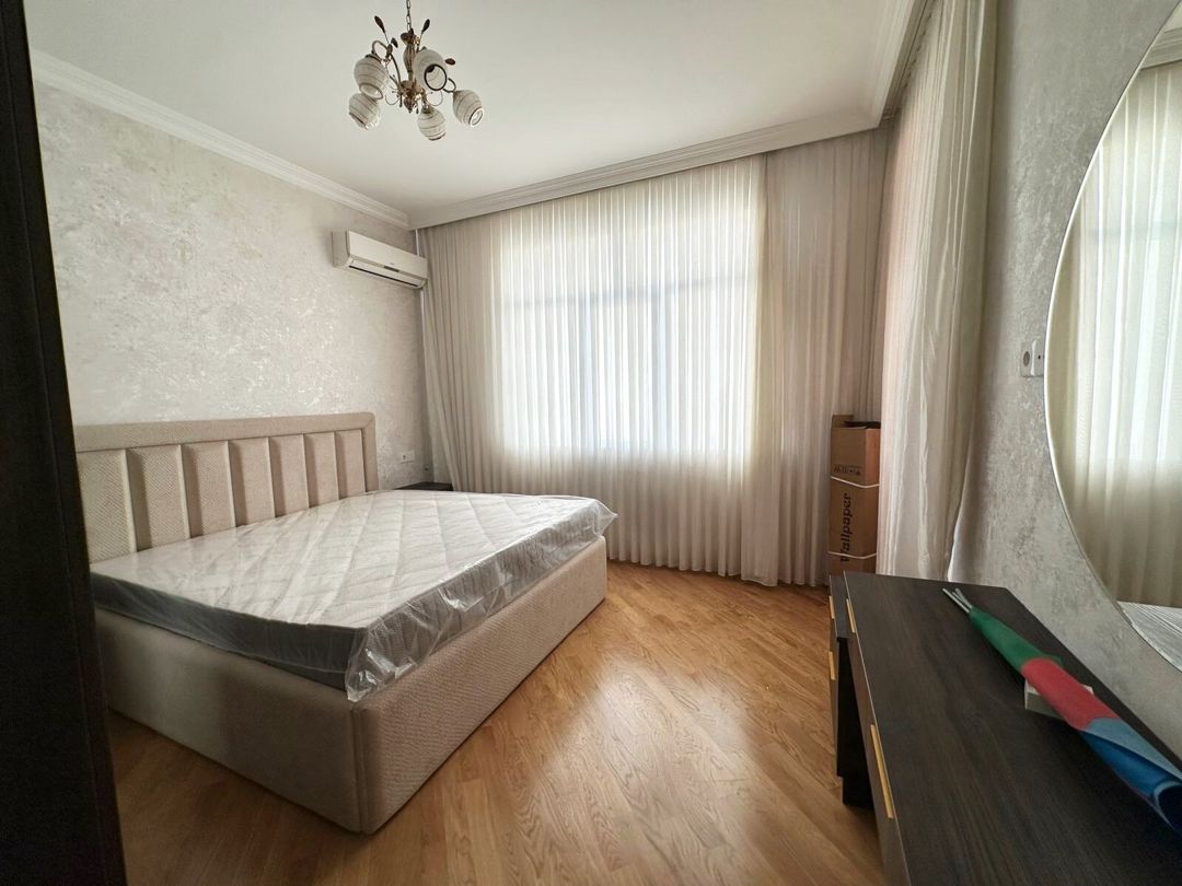 İcarəyə verilir 3 otaqlı yeni tikili 130 m² — Mənzil, Bakı (11)