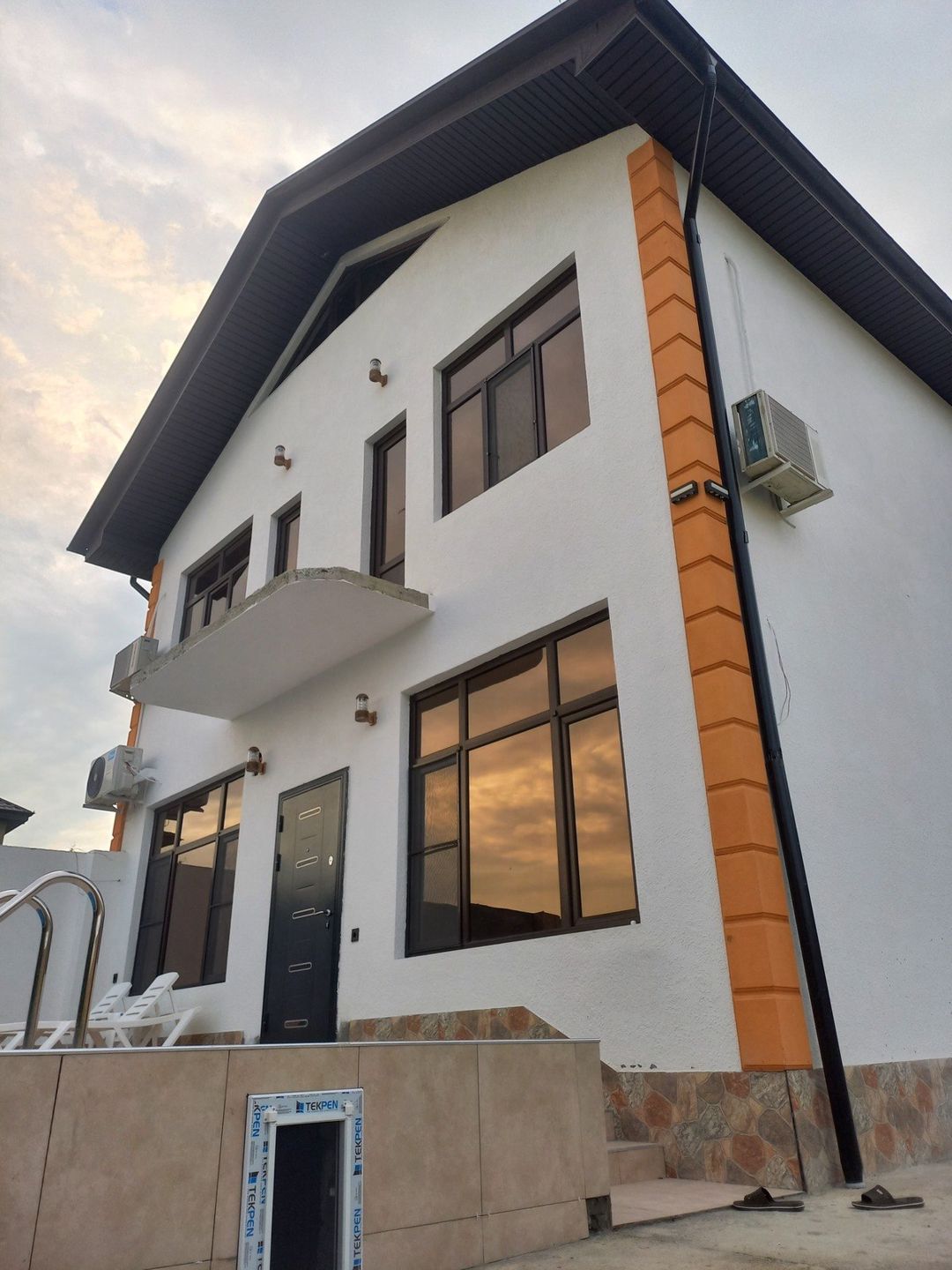 İcarəyə verilir 6 otaqlı həyət evi/bağ evi 170 m² — Ev, villa, Şəki (2)