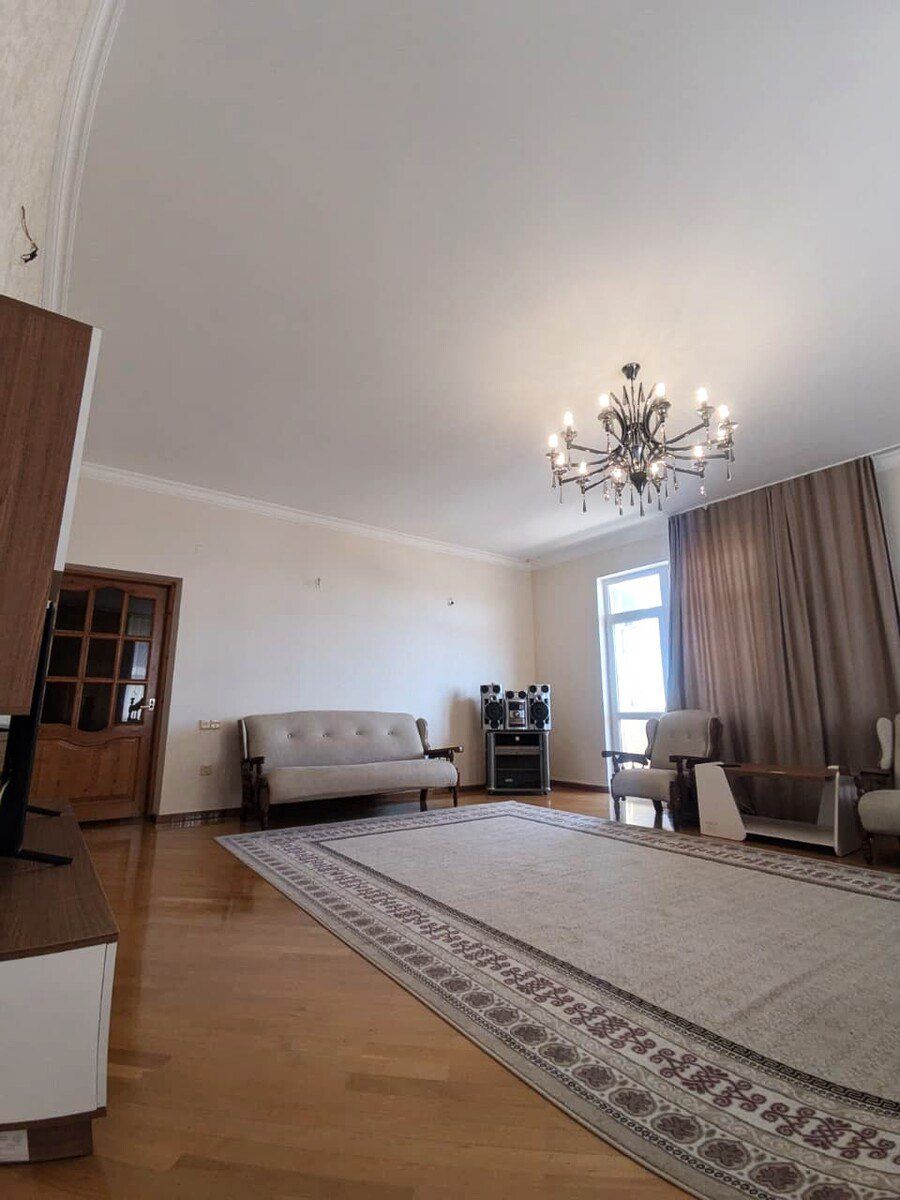 İcarəyə verilir 4 otaqlı yeni tikili 220 m² — Mənzil, Bakı (5)