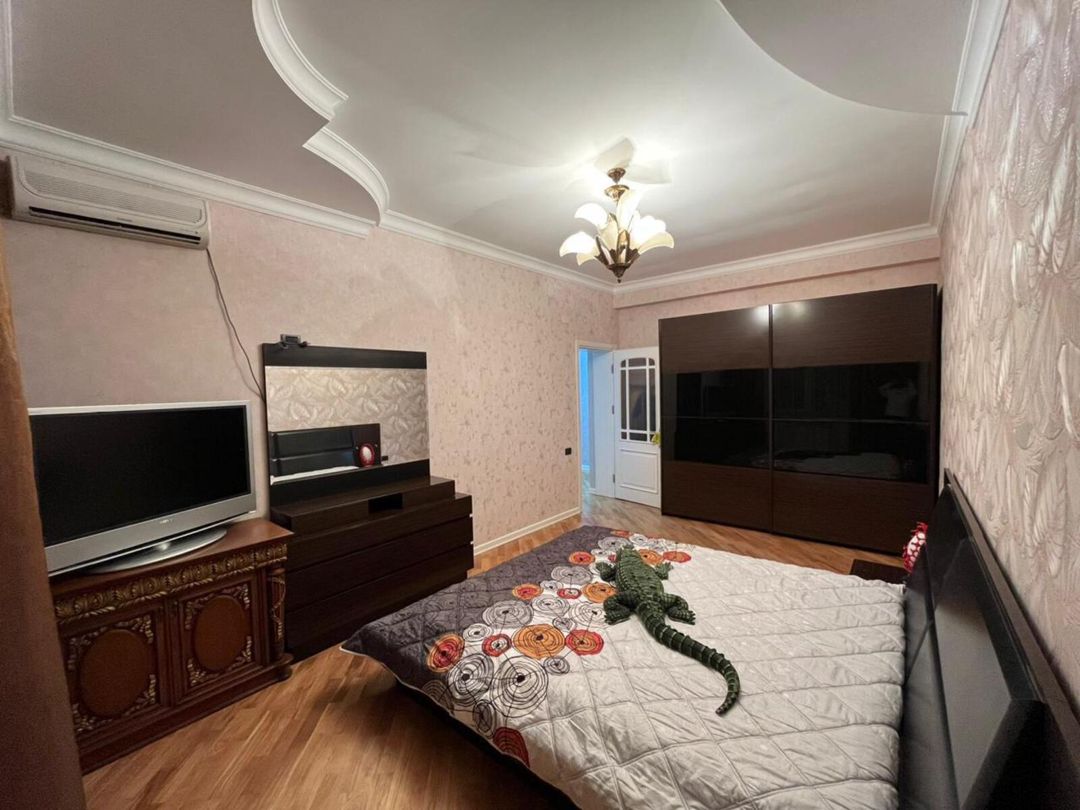 İcarəyə verilir 3 otaqlı yeni tikili 140 m² — Mənzil, Bakı (7)