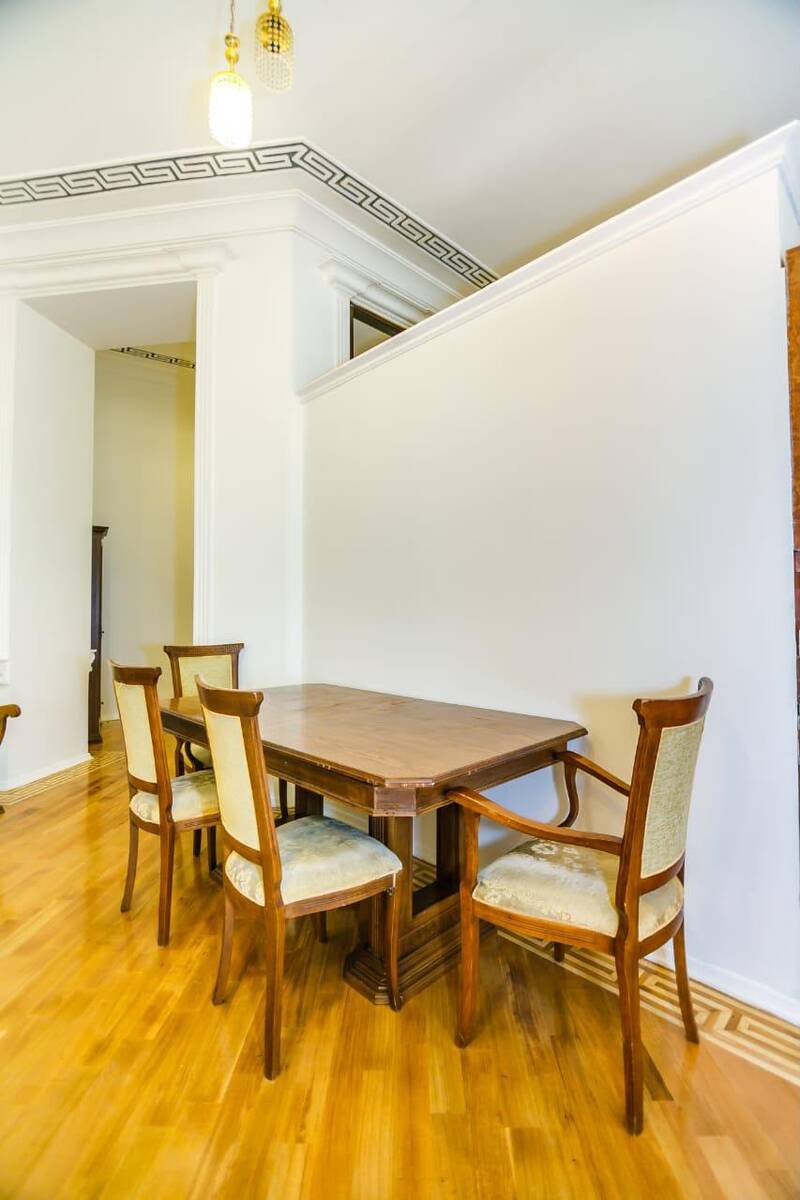 Satılır 4 otaqlı köhnə tikili 130 m² — Mənzil, Bakı (4)