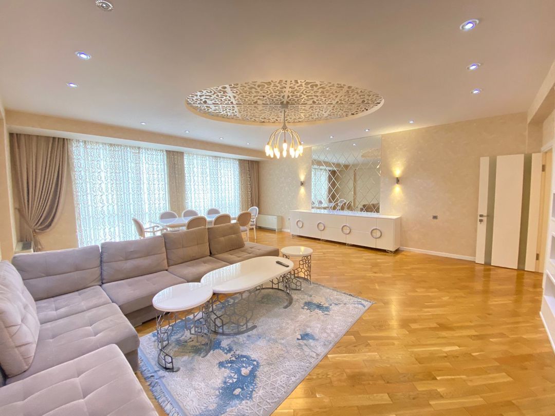 İcarəyə verilir 4 otaqlı yeni tikili 200 m² — Mənzil, Bakı (4)