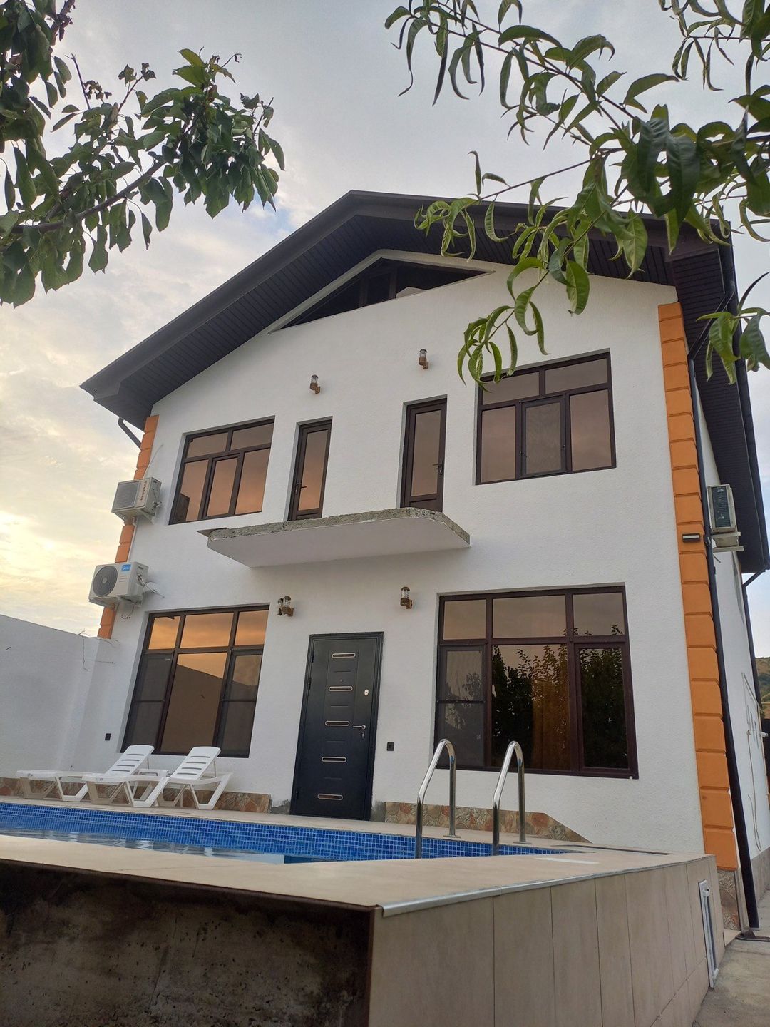 İcarəyə verilir 6 otaqlı həyət evi/bağ evi 170 m² — Ev, villa, Şəki (3)