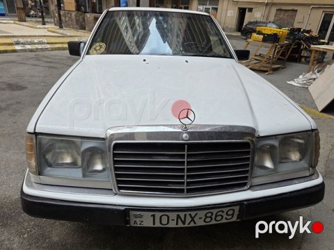Mercedes 190, 2.3 L, 1990 il, 450 000 km