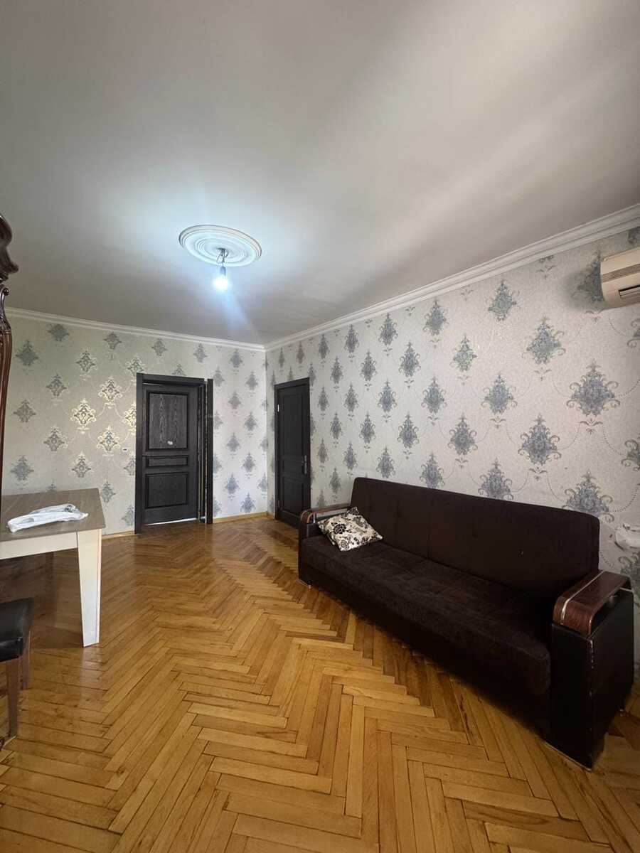 Satılır 3 otaqlı köhnə tikili 75 m² — Mənzil, Bakı (2)