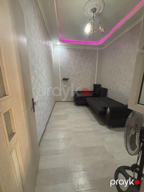 İcarəyə verilir 2 otaqlı köhnə tikili 45 m²