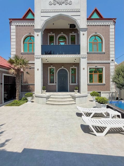 Satılır 6 otaqlı həyət evi/bağ evi 200 m² — Bakı
