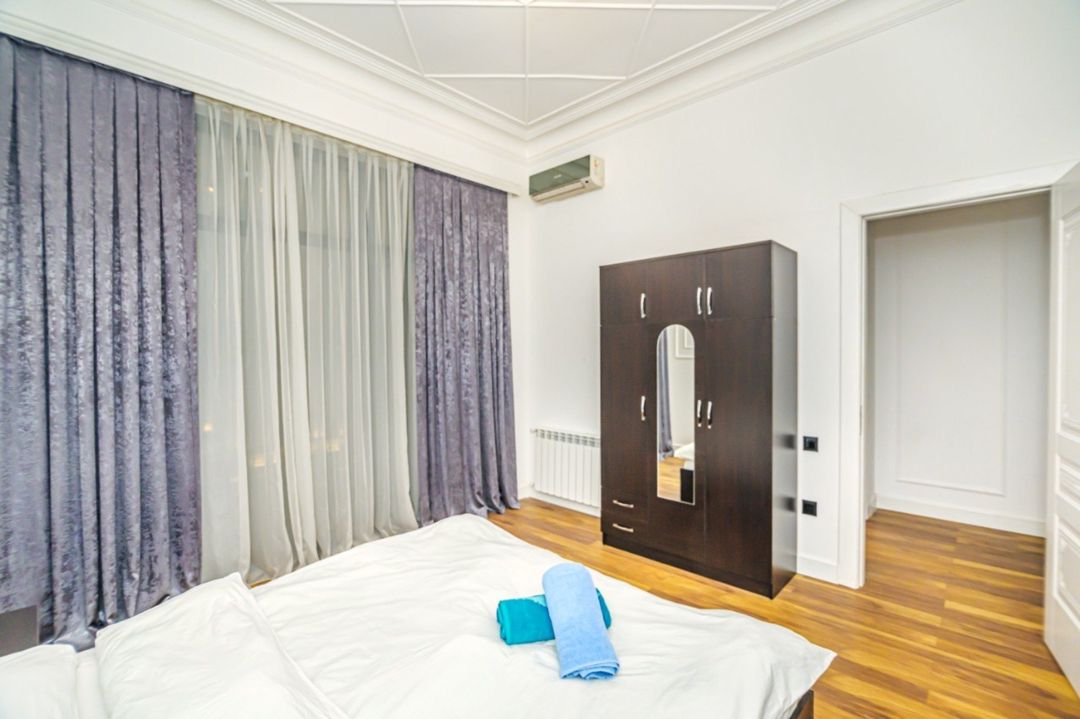 İcarəyə verilir 3 otaqlı köhnə tikili 88 m² — Mənzil, Bakı (6)