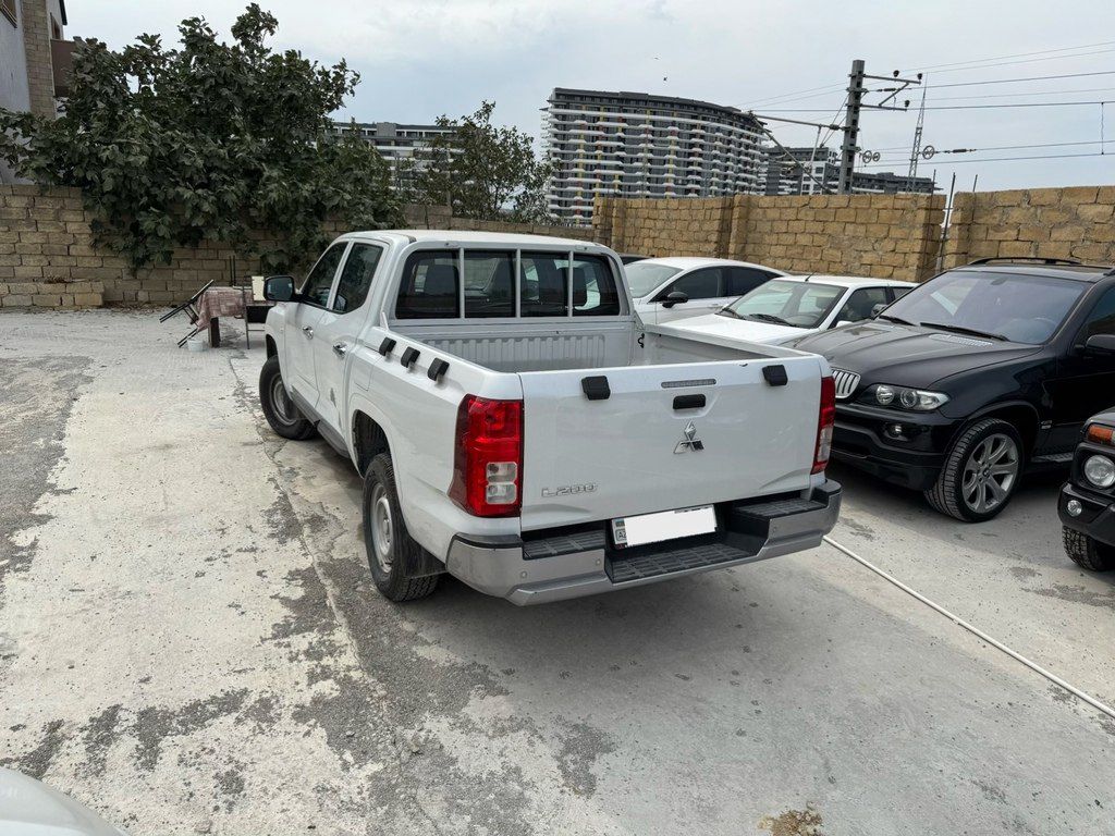Mitsubishi L200, 2.4 L, 2024 il, 122 680 km — Avtomobillər, Bakı (11)