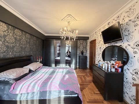 Satılır 3 otaqlı köhnə tikili 85 m² — Bakı